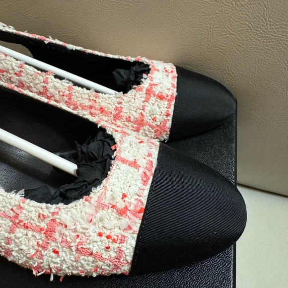 Chanel Pink Glittered Tweed Leather Slingbacks Pumps 24P Size 37.5/US Size 7.5 - Picture 3 of 16